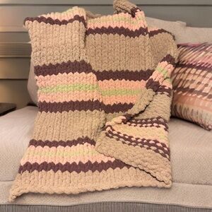 Desert Bloom Chunky Blanket